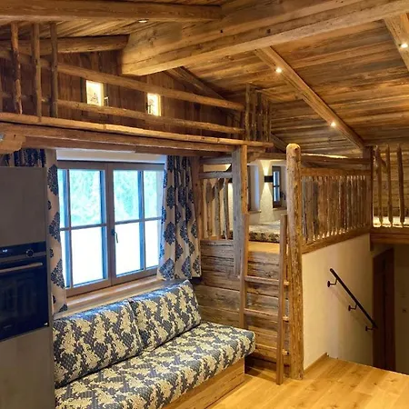 Cupids New 木屋 伊施格尔