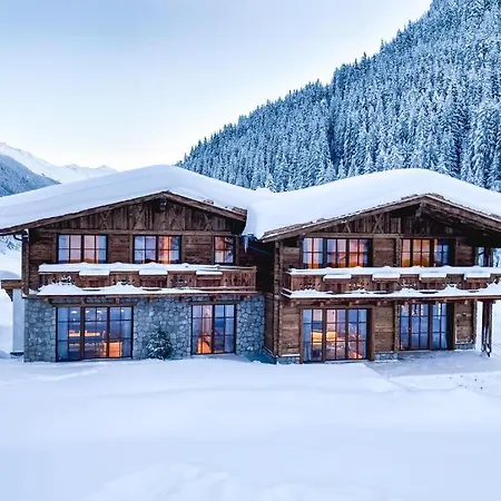 Cupids New Chalet