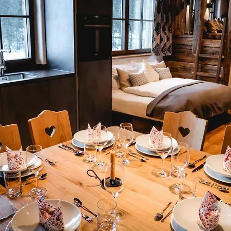Chalet Cupids New