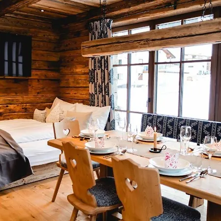 Chalet Cupids New Ischgl